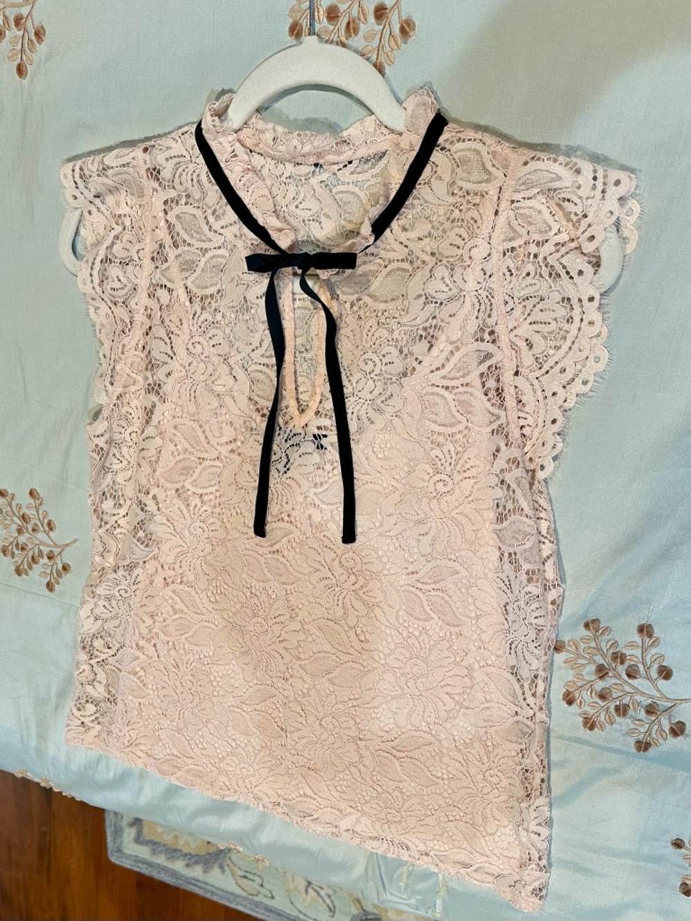 FEMININE Lace w/ matching cami  Sleeveless Top - Blush Pink
